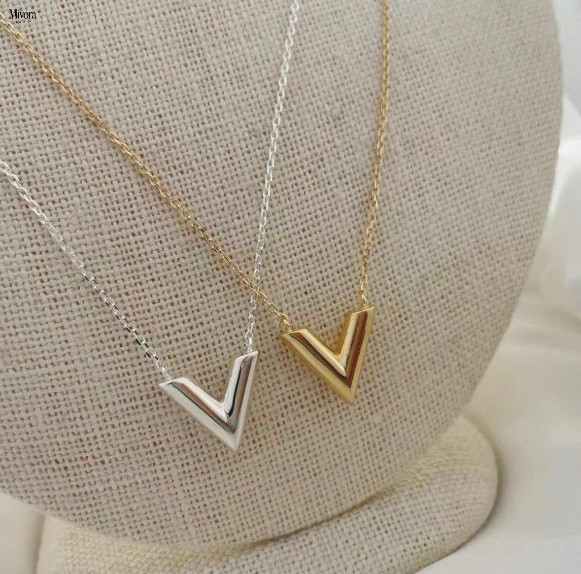 Mivora® V SIGNATURE NECKLACE