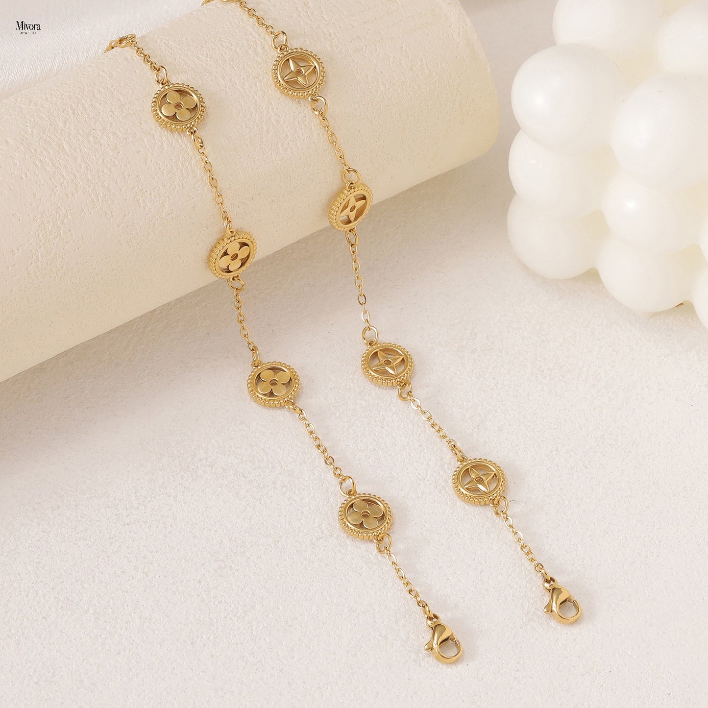 Mivora® HOLLOW CLOVER BRACELET