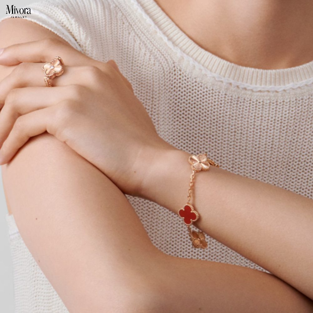 CLOVER BRACELET | RED ROSE GOLD